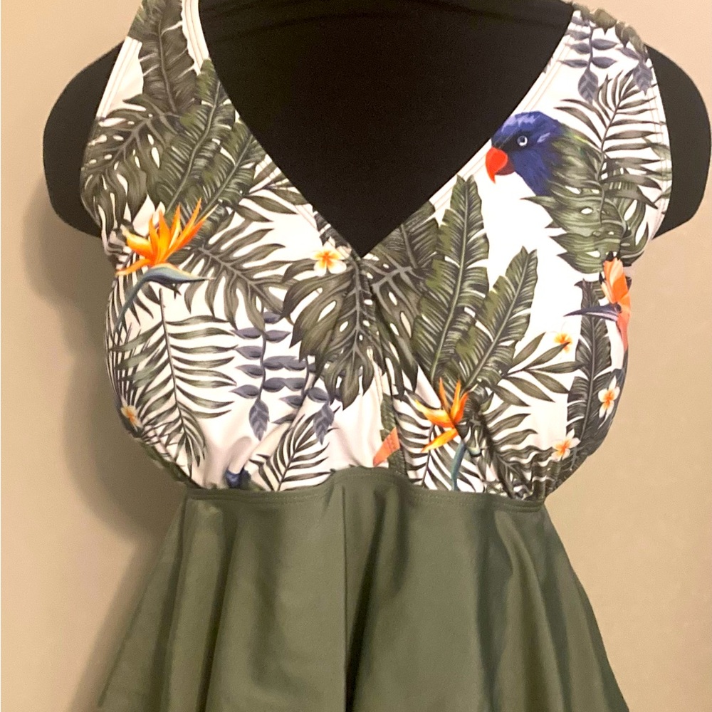Womens plus, tankini